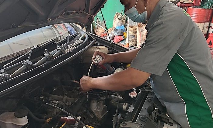 Tune-up mesin mobil sebelum pejalanan mudik lebaran