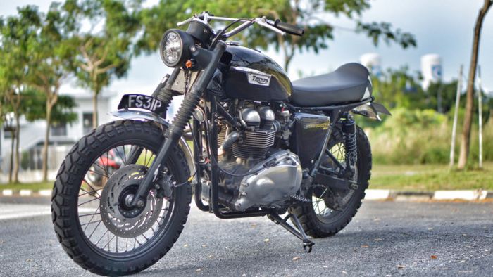 Triumph Scrambler 900 EFI yang tampil mempesona
