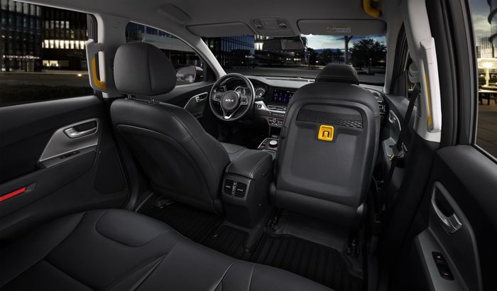 Interior Kia Niro Plus versi Taksi.
