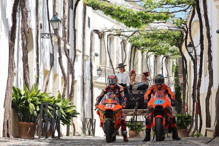 Remy Gardner dan Pedro Acosta jadi penarik delman