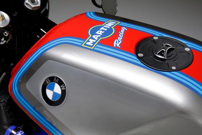 Tangkinya masih mengandalkan bawaan BMW K100