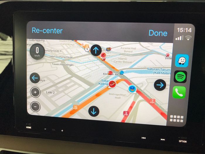 Kepadatan lalu lintas juga bisa terpantau via aplikasi navigasi