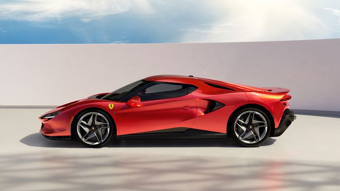 Desain cantik Ferrari SP48 Unica terinspirasi dari Ferrari Roma dan 296 GTB.