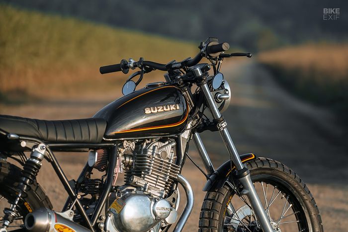 Kaki-kaki mendapat pelek Excel dan shock belakang YSS