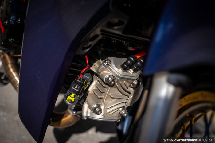 Leher knalpot turut diganti