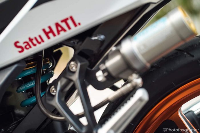 Suspensi pakai shock Nitron