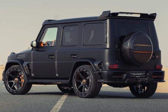 Tampilan modis dan berkelas modifikasi Mercedes-AMG G63 Gronos Evo S 