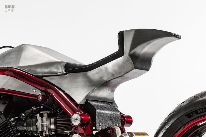 Buntut dibuat lebih sangar