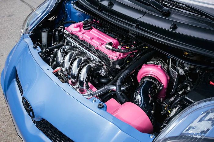 Modifikasi Toyota Yaris bakpao pol dongkrak mesin tembus 400 dk