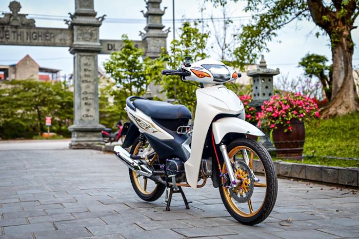 Modifikasi Honda Supra Fit yang istimewa