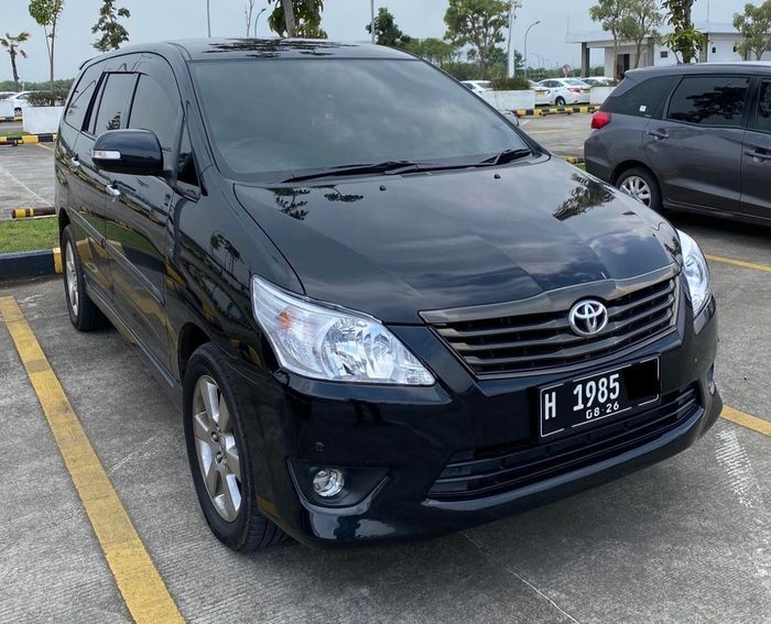 Toyota Kijang Innova 2.5 V 2011 milik Nurofik