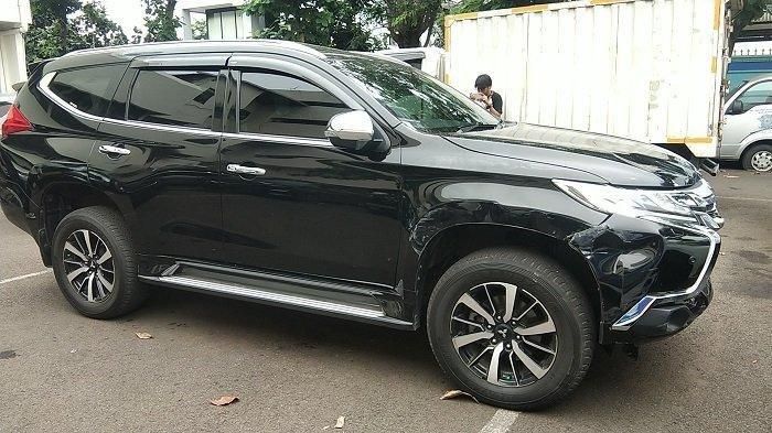 Mitsubishi Pajero Sport yang menyeruduk lima motor dan dua mobil di Jl MT Haryono, Pancoran, Jakarta Timur