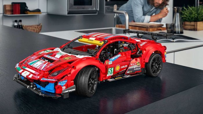 Tampilan LEGO Ferrari 488 GTE AF Corse #51