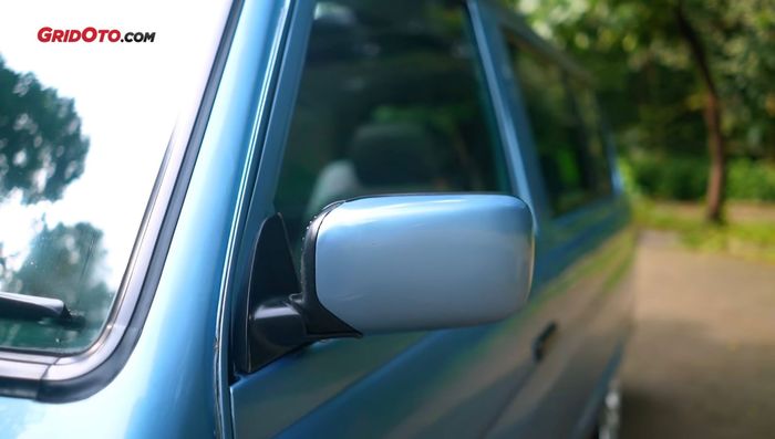 Toyota Kijang pakai spion BMW E39