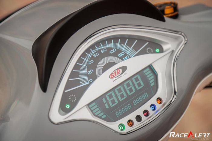 Panel instrumen diganti dengan produk SIP