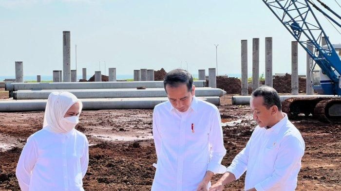 Presiden Joko Widodo (Jokowi) meresmikan Industri Baterai Listrik Terintegrasi tahap 2 dari konsorsium LG dan BUMN di Kawasan Industri Batang, Rabu, (8/6/2022).