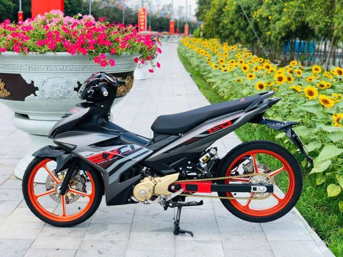 Modifikasi Yamaha MX King 150 yang sporty dan keren