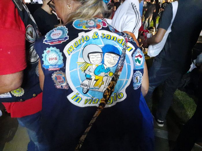 Mario dan Sandra datang ke  Vespa World Days 2022