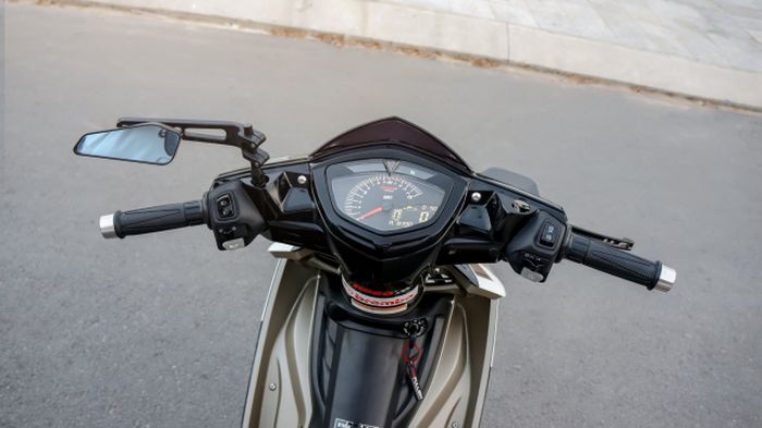 Panel instrumen diganti dengan produk Koso