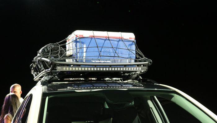 Modifikasi Chevrolet Trax Activ Concept pasang roof rack di atap