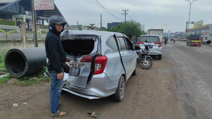 Gito, rekan Vino pengemudi Toyota Calya yang hancur ditabok truk boks saat hendak putar arah di Kalibalok, Bandar Lampung