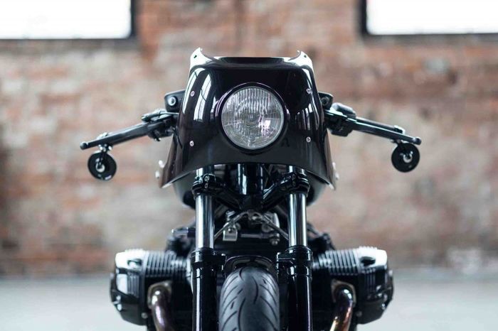 Tampang depan diberikan bikini fairing