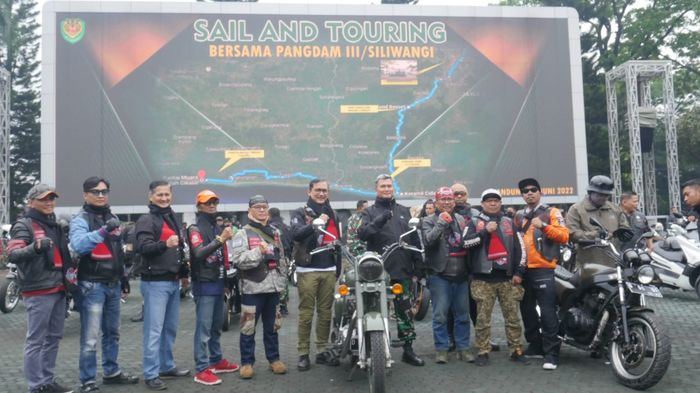Bikers Brotherhood Motorcycle Club (BBMC) Indonesia saat menghadiri acara Sail and Touring Siliwangi