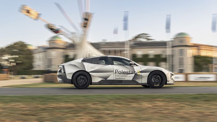 Polestar turut mengungkap Polestar 5 akan memakai teknologi motor listrik baru 800 volt dengan motor listrik yang lebih bertenaga.