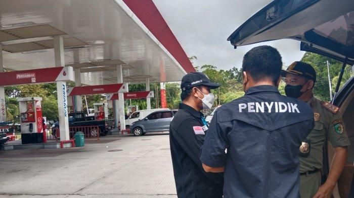 Toyota Avanza yang terciduk petugas di SPBU Imam Bonjol, Palangkaraya, Kalimantan Tengah.