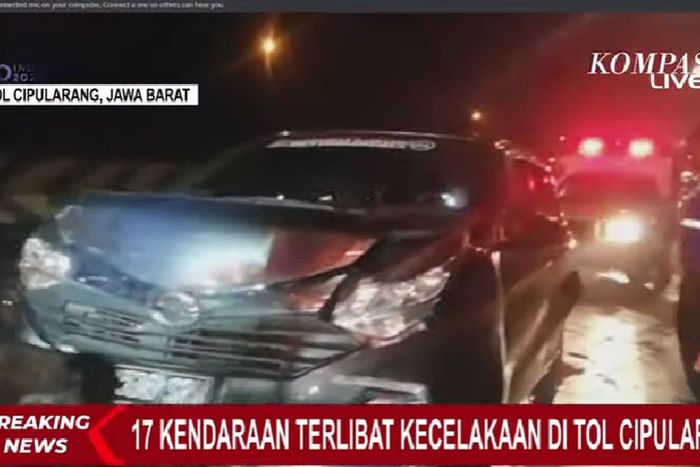 Kecelakaan beruntun di Tol Cipularang Km 92, Minggu (26/6) sekitar pukul 21.00 WIB.