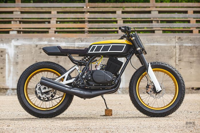 Yamaha RD400 street tracker dari Smyth Innovations