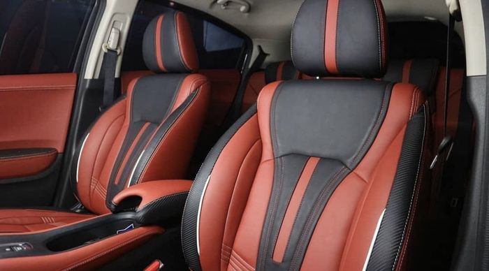 Emirate Car Interior Bebaskan Desain dan Kombinasi Warna Jok Kulit dan Pengerjaan Sehari Jadi Tanpa Biaya Tambahan