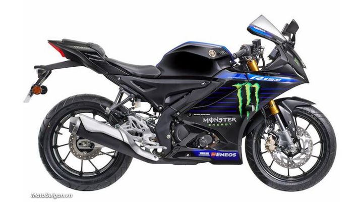 Yamaha R15M Monster Energy Edition punya striping ala Yamaha M1 MotoGP.