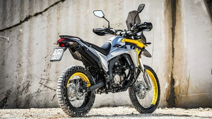 detail buritan  Voge Valico 300 Rally.