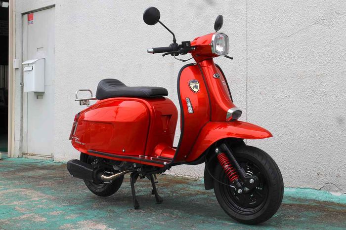 Motor baru Scomadi Technica 125, lawan Vespa Sprint