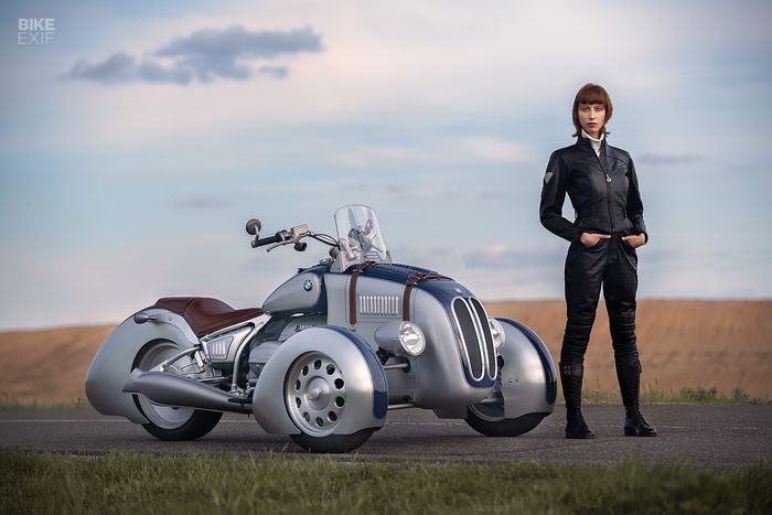 BMW R18 bergaya trike yang sangar