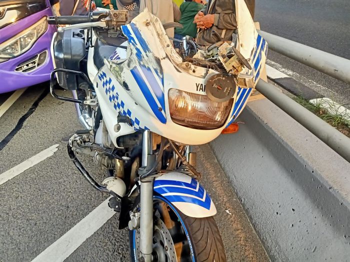 Yamaha XJ 900P milik Patwal Pmj kecelakaan di tol Dalam Kota