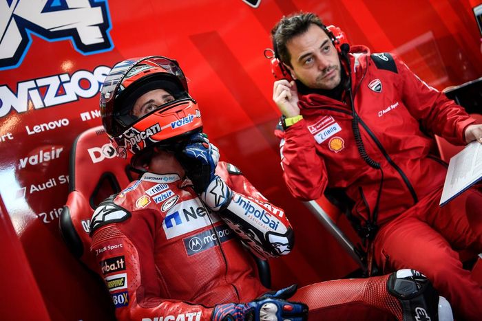 Alberto Giribuola ketika masih bersama Andrea Dovizioso di tim pabrikan Ducati