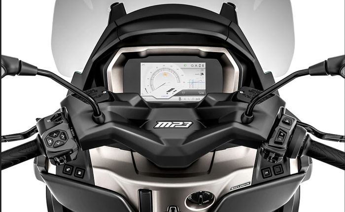 Area panel instrumen Piaggio MP3 2022, sudah layar digital TFT berwarna