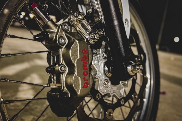 Kaki-kaki mendapat pelek dan pengereman baru