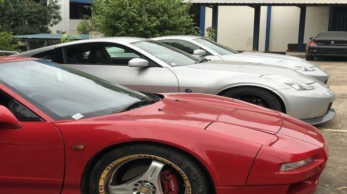 Nissan Fairlady dan Honda NSX S bodong selundupan dari Singapura berhasil diamankan Polda Kepulauan Riau