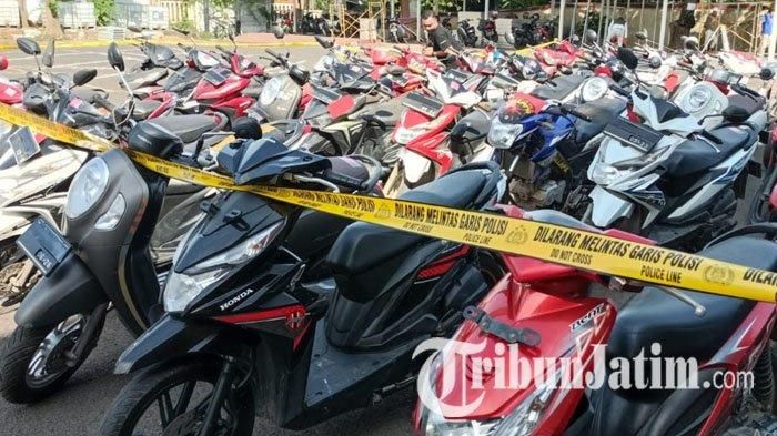 Bukti ratusan motor malingan yang diamankan Ditreskrimum Polda Jawa Timur