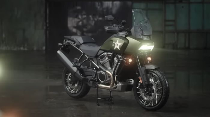 Harley-Davidson Pan America 1250 edisi spesial warna hijau matte