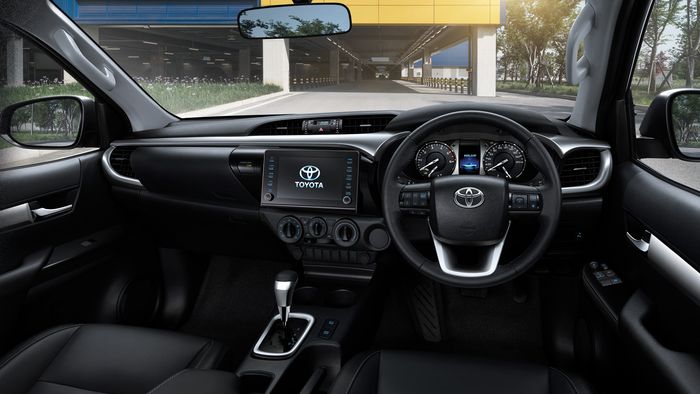 Toyota Hilux Revo dapat fitur AC dan fitur keselamatan lebih oke.