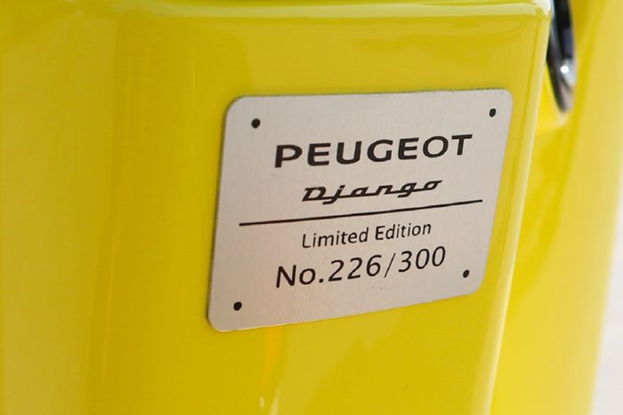 Emblem penanda edisi spesial Peugeot Django Tribute Edition