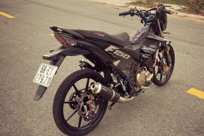 Modifikasi Suzuki Satria F150 yang keren