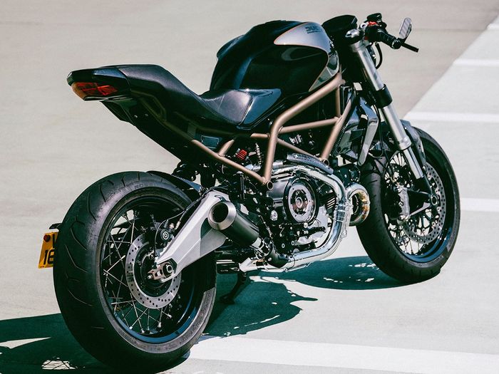 Kaki-kaki mendapat pelek dan pengereman baru