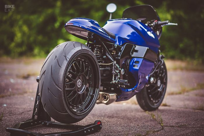 Yamaha GTS1000 cafe racer yang sangar