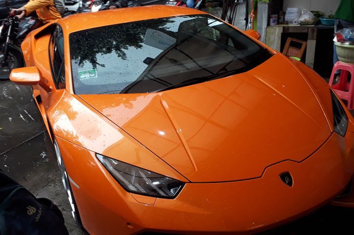 Lamborghini Huracan milik Hotman Paris Hutapea, pajaknya tembus ratusan juta.