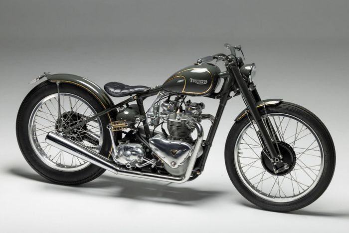 Lampu-lampu diperbarui semua dan bodinya dibalut kelir green/grey yang apik